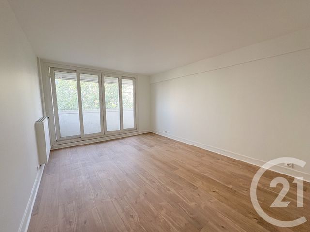 Appartement F2 à louer - 2 pièces - 47.22 m2 - PUTEAUX - 92 - ILE-DE-FRANCE - Century 21 Via Conseil 16Ème