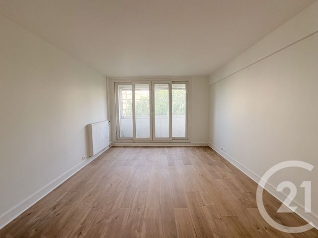 Appartement F2 à louer - 2 pièces - 47.22 m2 - PUTEAUX - 92 - ILE-DE-FRANCE - Century 21 Via Conseil 16Ème