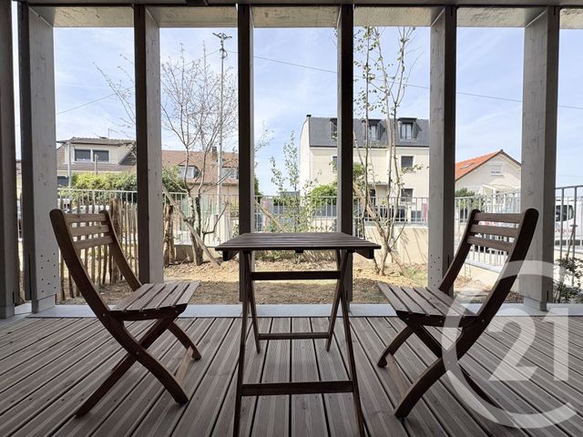Appartement F1 à louer - 1 pièce - 28.34 m2 - NOISY LE GRAND - 93 - ILE-DE-FRANCE - Century 21 Via Conseil 16Ème