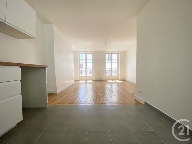 Appartement F1 à louer - 1 pièce - 32.87 m2 - PARIS - 75008 - ILE-DE-FRANCE - Century 21 Via Conseil 16Ème