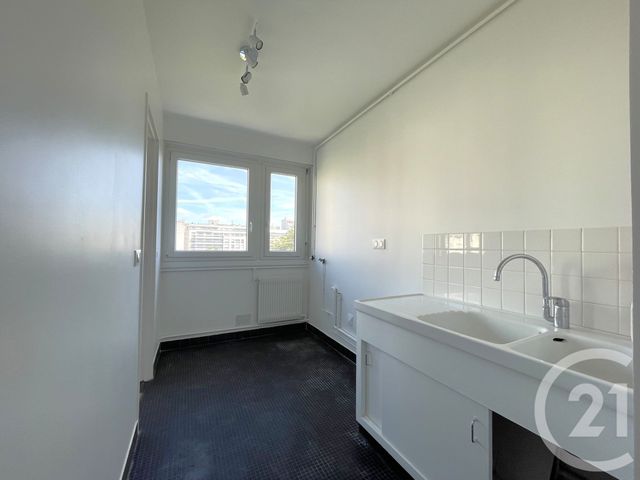 Appartement à vendre - 2 pièces - 55.17 m2 - PARIS - 75016 - ILE-DE-FRANCE - Century 21 Via Conseil 16Ème