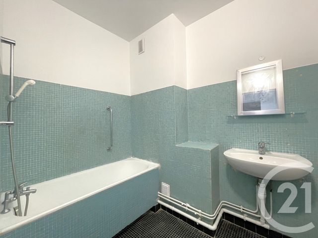 Appartement à vendre - 2 pièces - 55.17 m2 - PARIS - 75016 - ILE-DE-FRANCE - Century 21 Via Conseil 16Ème