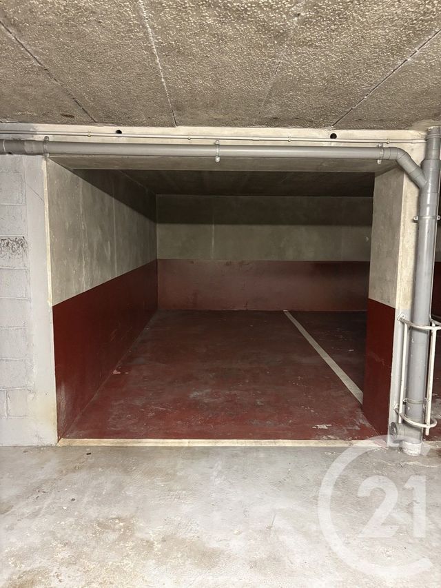 parking à louer - 12.0 m2 - PARIS - 75016 - ILE-DE-FRANCE - Century 21 Via Conseil 16Ème