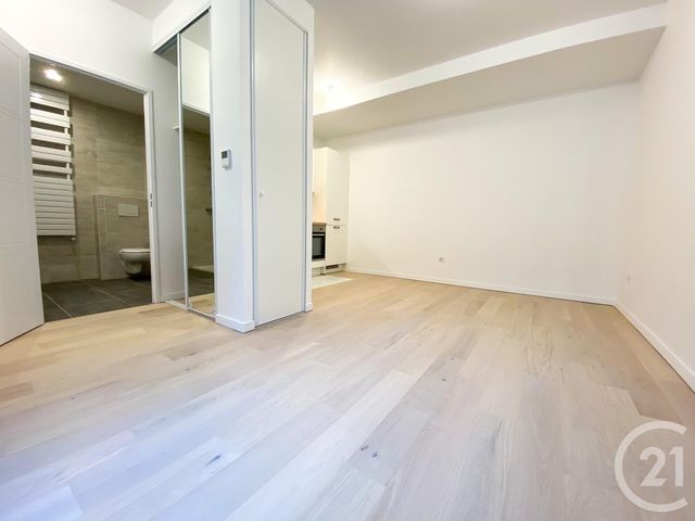 Appartement F1 à louer - 1 pièce - 27.22 m2 - BOULOGNE BILLANCOURT - 92 - ILE-DE-FRANCE - Century 21 Via Conseil 16Ème