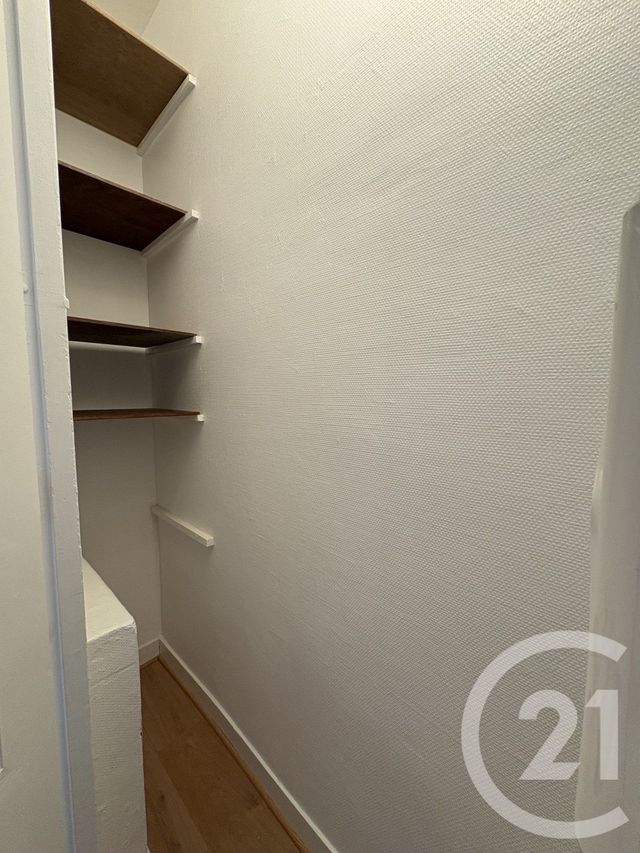 Appartement F2 à louer - 2 pièces - 34.17 m2 - PARIS - 75016 - ILE-DE-FRANCE - Century 21 Via Conseil 16Ème
