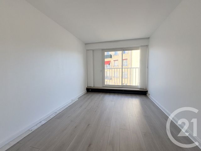 Appartement F4 à louer - 4 pièces - 117.1 m2 - PARIS - 75016 - ILE-DE-FRANCE - Century 21 Via Conseil 16Ème