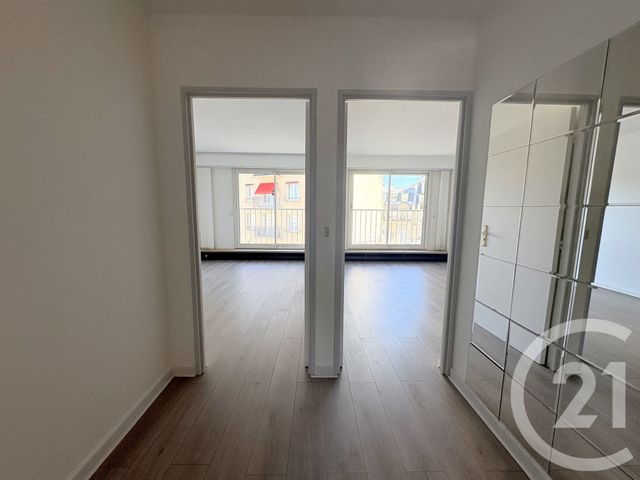 Appartement F4 à louer - 4 pièces - 117.1 m2 - PARIS - 75016 - ILE-DE-FRANCE - Century 21 Via Conseil 16Ème