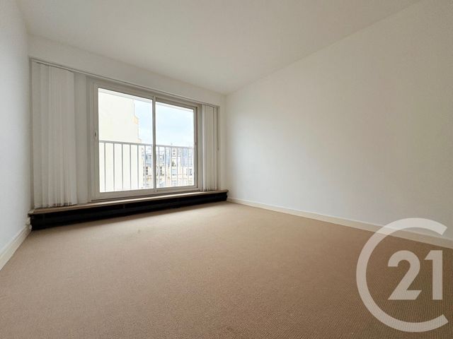 Appartement F4 à louer - 4 pièces - 117.1 m2 - PARIS - 75016 - ILE-DE-FRANCE - Century 21 Via Conseil 16Ème
