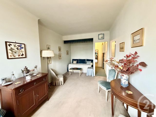 Appartement Studio à vendre PARIS