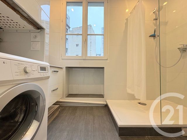 Appartement F3 à louer - 3 pièces - 56.32 m2 - PARIS - 75015 - ILE-DE-FRANCE - Century 21 Via Conseil 16Ème