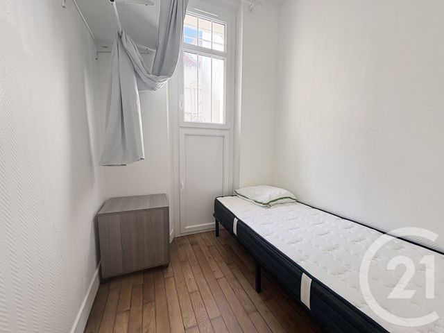 Appartement F2 à louer - 2 pièces - 43.0 m2 - PARIS - 75016 - ILE-DE-FRANCE - Century 21 Via Conseil 16Ème