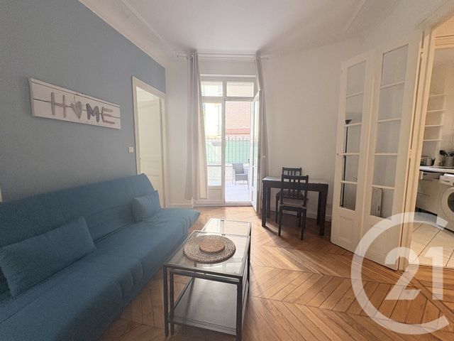 Appartement F2 à louer - 2 pièces - 43.0 m2 - PARIS - 75016 - ILE-DE-FRANCE - Century 21 Via Conseil 16Ème