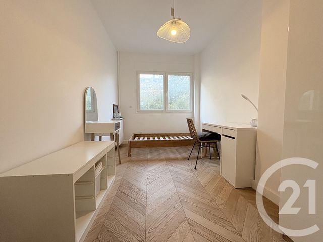 Appartement F4 à louer - 4 pièces - 92.27 m2 - PARIS - 75016 - ILE-DE-FRANCE - Century 21 Via Conseil 16Ème