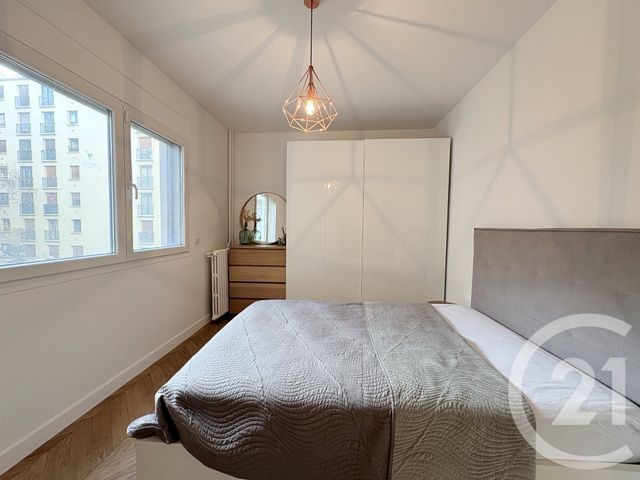 Appartement F4 à louer - 4 pièces - 92.27 m2 - PARIS - 75016 - ILE-DE-FRANCE - Century 21 Via Conseil 16Ème
