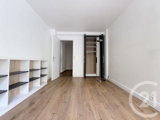Appartement F4 à louer - 4 pièces - 89.41 m2 - PARIS - 75016 - ILE-DE-FRANCE - Century 21 Via Conseil 16Ème