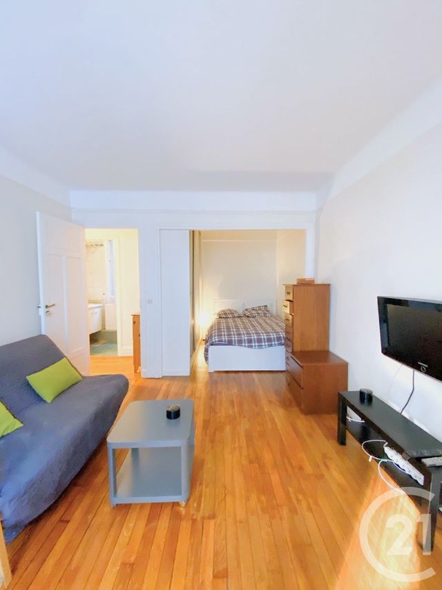 Appartement F1 à vendre - 1 pièce - 29.63 m2 - PARIS - 75016 - ILE-DE-FRANCE - Century 21 Via Conseil 16Ème