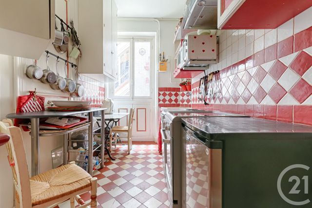 Afficher la photo en grand Appartement F3 à vendre - 3 pièces - 84.24 m2 - PARIS - 75016 - ILE-DE-FRANCE - Century 21 Via Conseil 16Ème