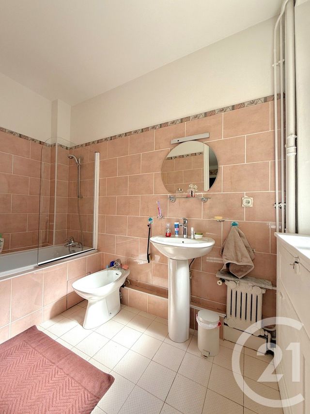 Appartement F4 à vendre - 4 pièces - 108.73 m2 - PARIS - 75016 - ILE-DE-FRANCE - Century 21 Via Conseil 16Ème