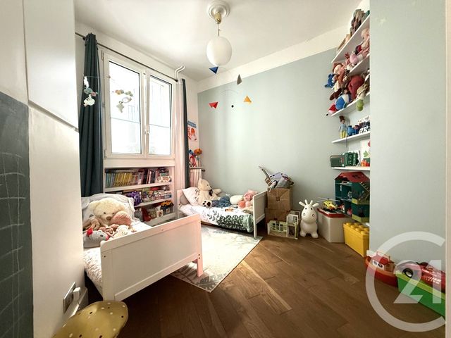 Appartement F4 à vendre - 3 pièces - 70.1 m2 - PARIS - 75016 - ILE-DE-FRANCE - Century 21 Via Conseil 16Ème