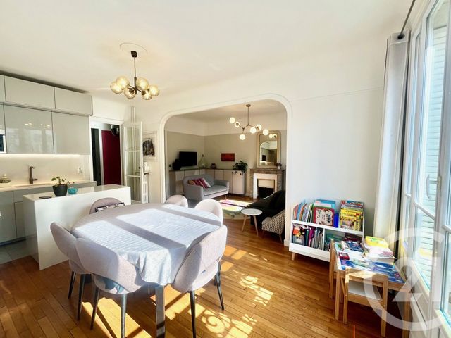 Appartement F4 à vendre - 3 pièces - 70.1 m2 - PARIS - 75016 - ILE-DE-FRANCE - Century 21 Via Conseil 16Ème