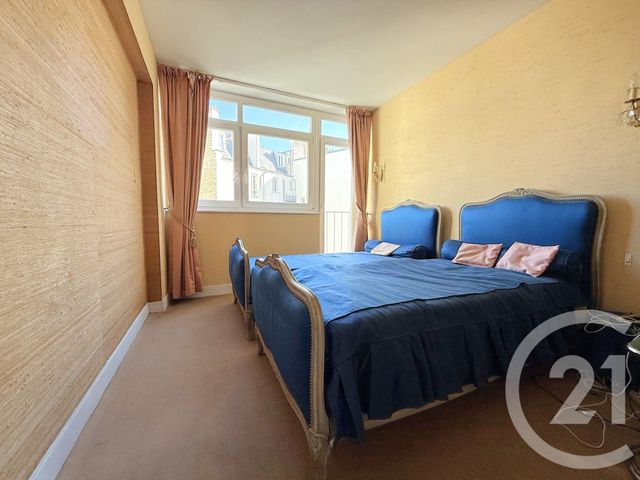 Appartement F5 à vendre - 5 pièces - 101.52 m2 - PARIS - 75016 - ILE-DE-FRANCE - Century 21 Via Conseil 16Ème