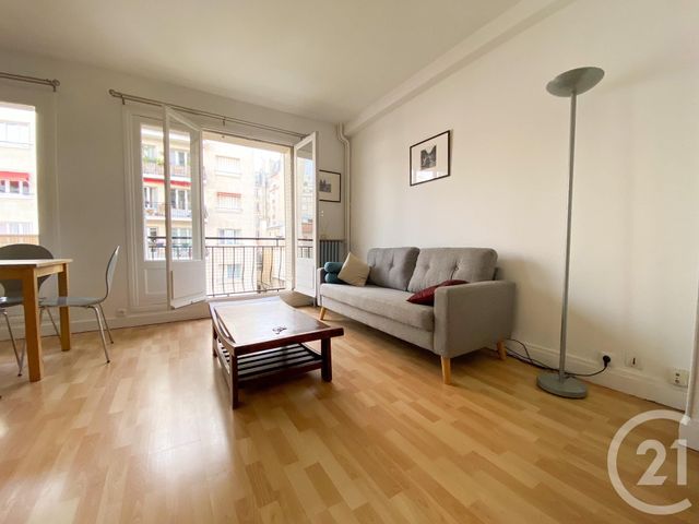 Appartement F2 à louer - 2 pièces - 46.21 m2 - PARIS - 75016 - ILE-DE-FRANCE - Century 21 Via Conseil 16Ème