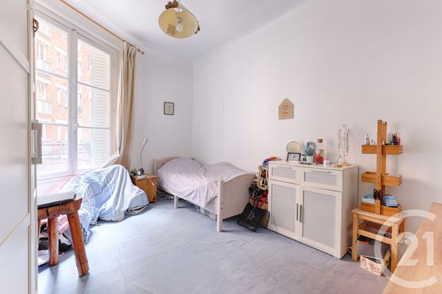 Afficher la photo en grand Appartement F3 à vendre - 3 pièces - 57.18 m2 - PARIS - 75016 - ILE-DE-FRANCE - Century 21 Via Conseil 16Ème