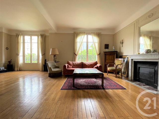 Appartement F4 à vendre - 4 pièces - 115.51 m2 - PARIS - 75016 - ILE-DE-FRANCE - Century 21 Via Conseil 16Ème