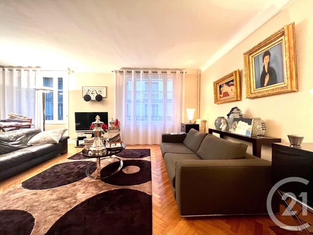 Appartement F3 à vendre - 3 pièces - 82.0 m2 - PARIS - 75016 - ILE-DE-FRANCE - Century 21 Via Conseil 16Ème