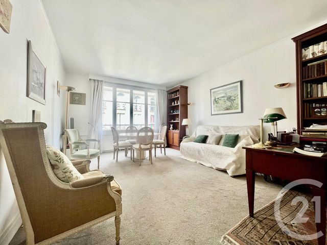 appartement à vendre - 3 pièces - 79.0 m2 - PARIS - 75016 - ILE-DE-FRANCE - Century 21 Via Conseil 16Ème